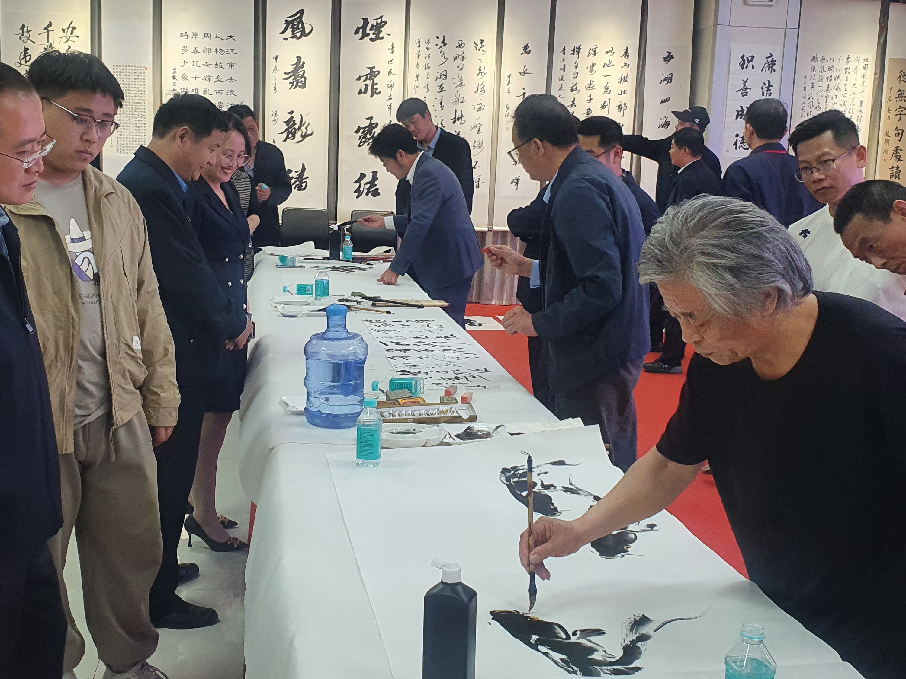 1714439556253168.jpg 1714439556253168.jpg