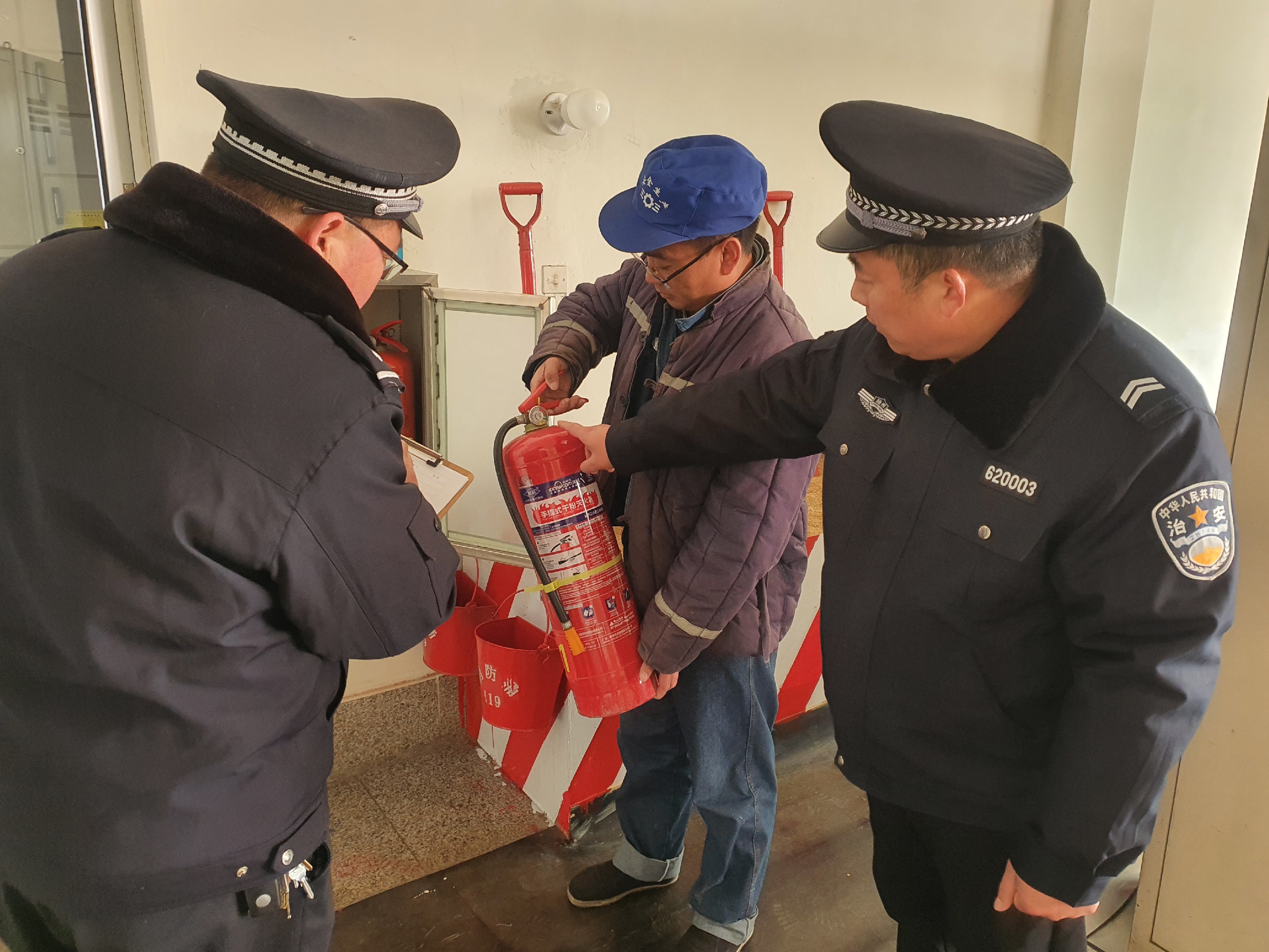 1735376776345525.jpg 1735376776345525.jpg