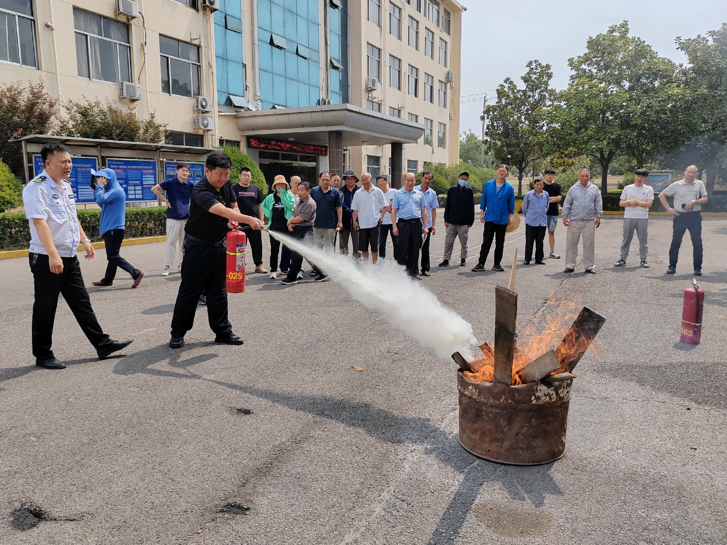 金達(dá)煤礦開展消防培訓(xùn)及演練