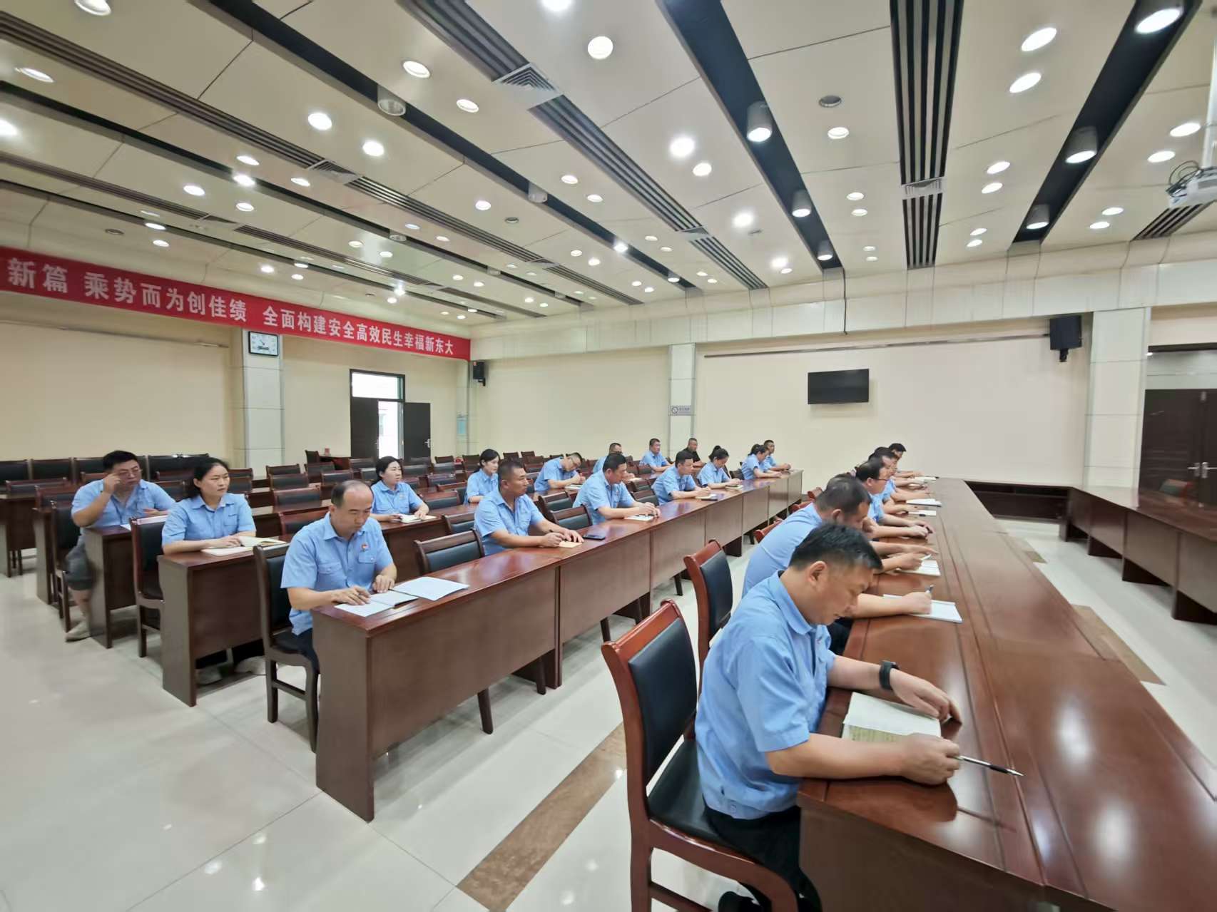 1758785260212469.jpg 1758785260212469.jpg