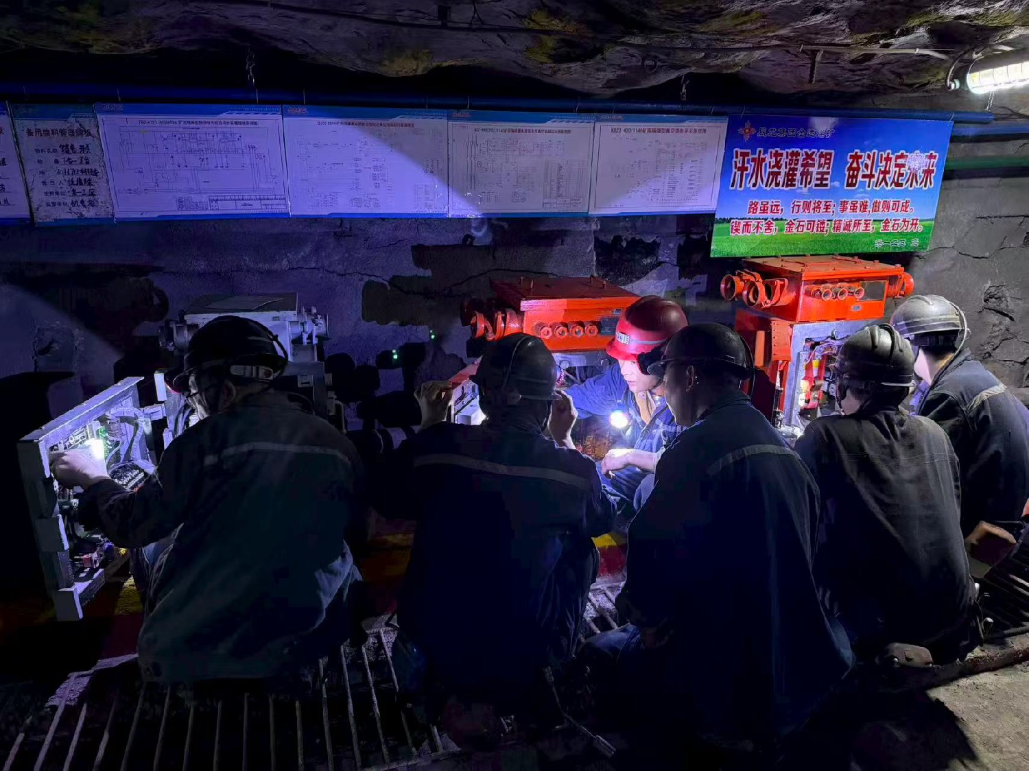 金達(dá)煤礦搭建機(jī)電維修實(shí)訓(xùn)課堂，讓技能培訓(xùn)更“接地氣”