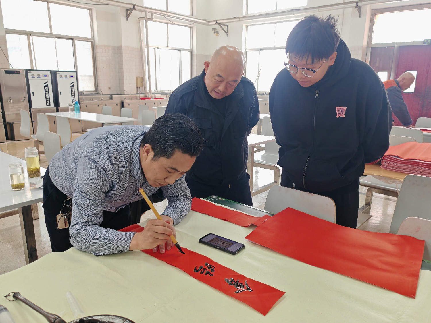 金達煤礦開展“迎新春 送春聯(lián)”活動